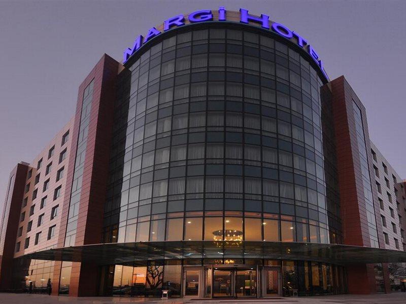 אודיירן Margi Hotel מראה חיצוני תמונה Marriott Hotel in Riyadh