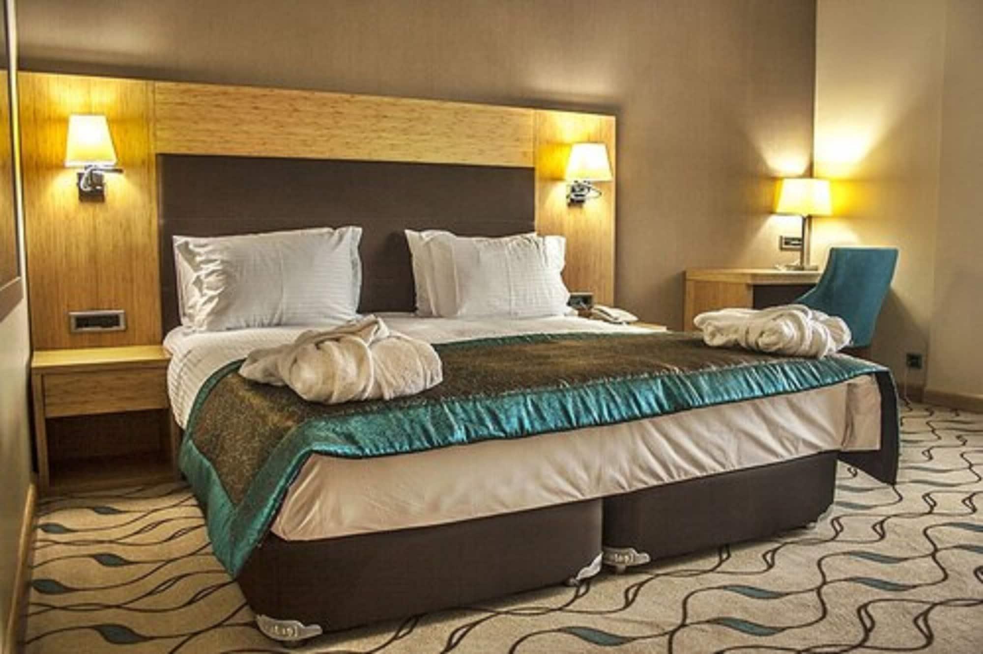 אודיירן Margi Hotel מראה חיצוני תמונה A bedroom at the hotel