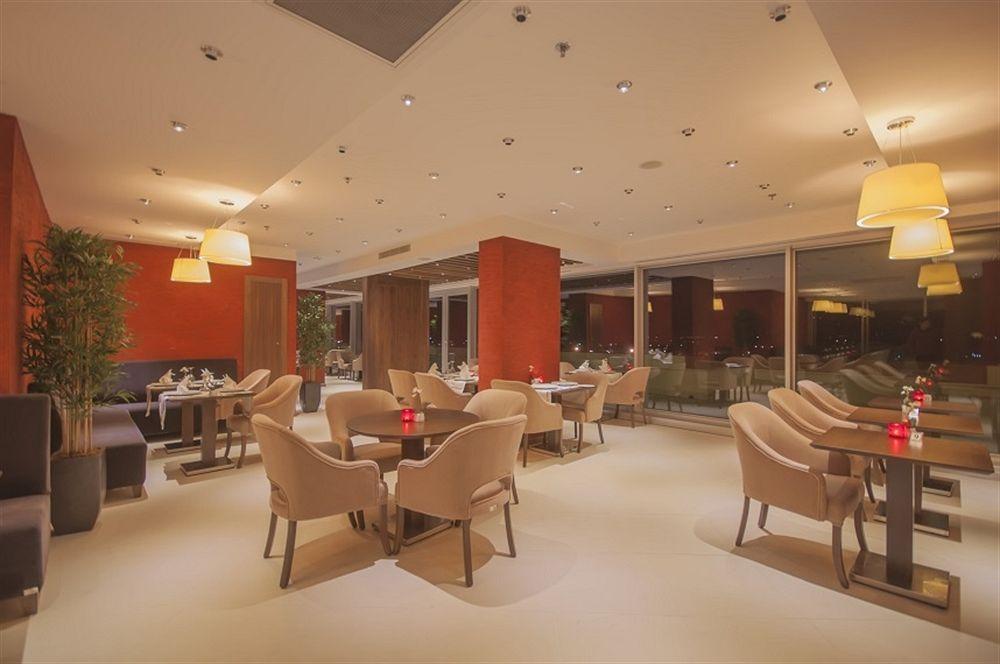 אודיירן Margi Hotel מראה חיצוני תמונה The restaurant