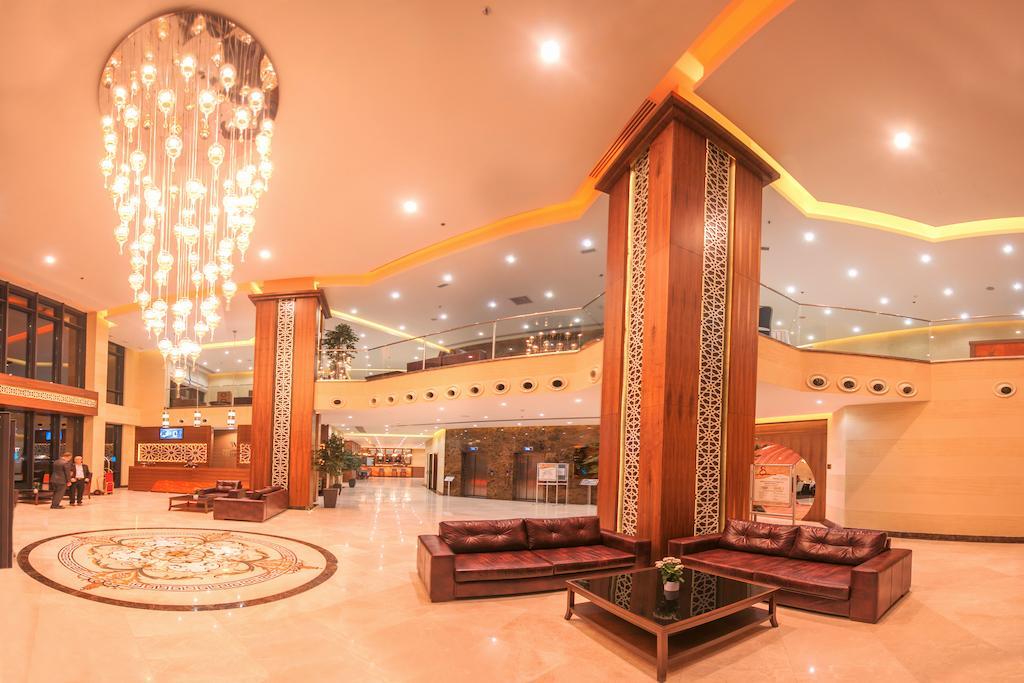 אודיירן Margi Hotel מראה חיצוני תמונה Lobby