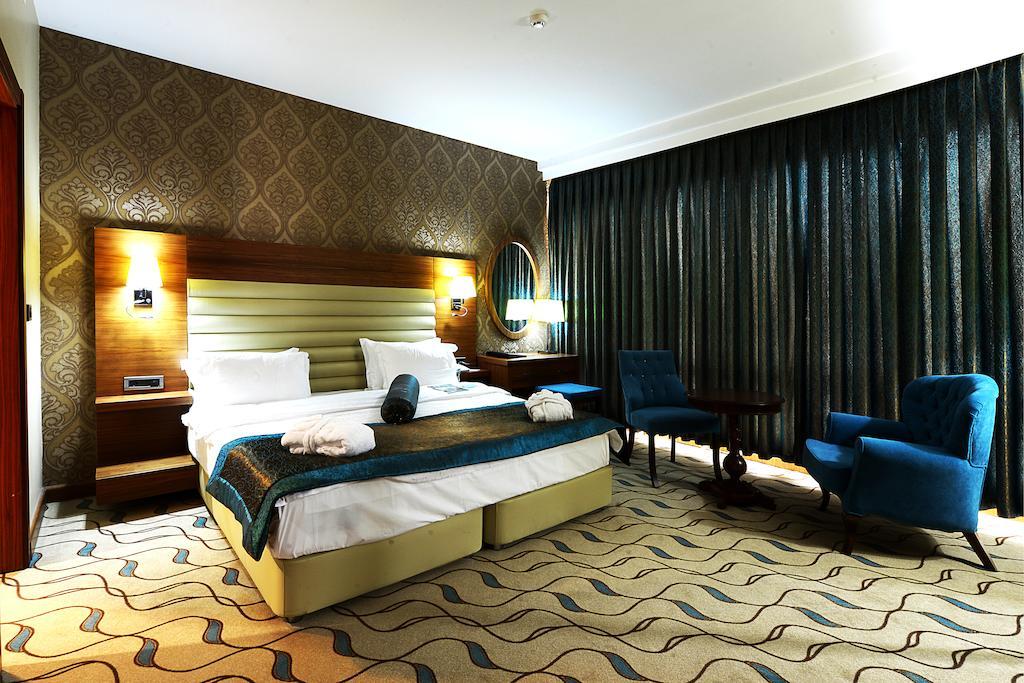 אודיירן Margi Hotel מראה חיצוני תמונה A room at the hotel