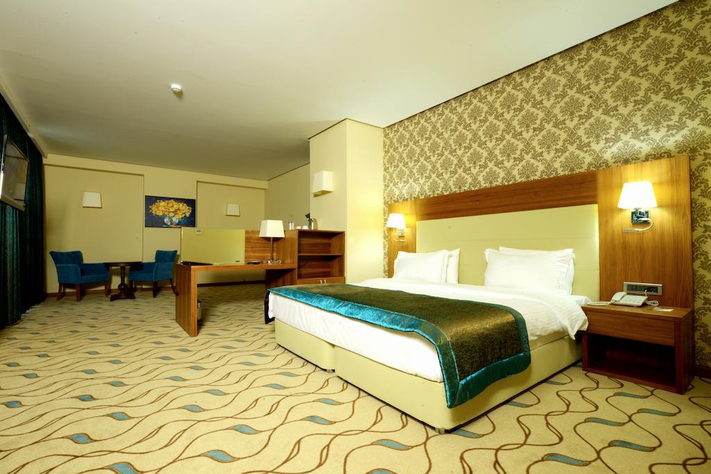 אודיירן Margi Hotel מראה חיצוני תמונה Suite
