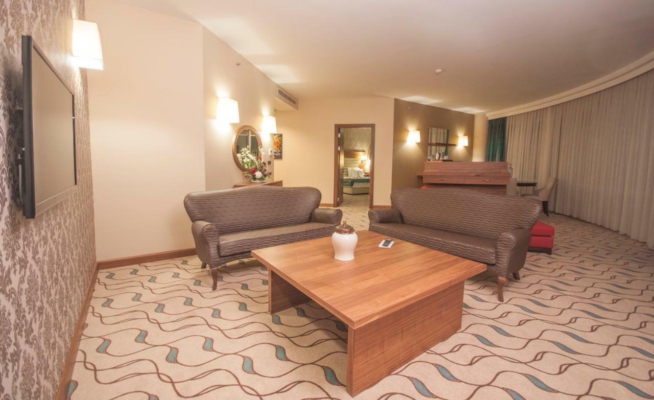אודיירן Margi Hotel מראה חיצוני תמונה Suite
